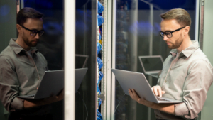 Jakie są możliwości pracy po opanowaniu AWS lub Azure